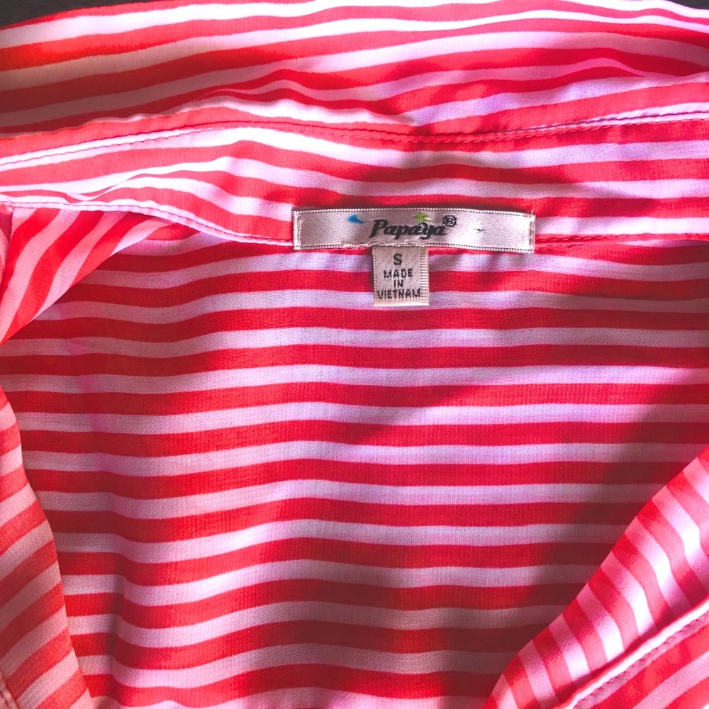 Button down blouse - Picture 2 of 4